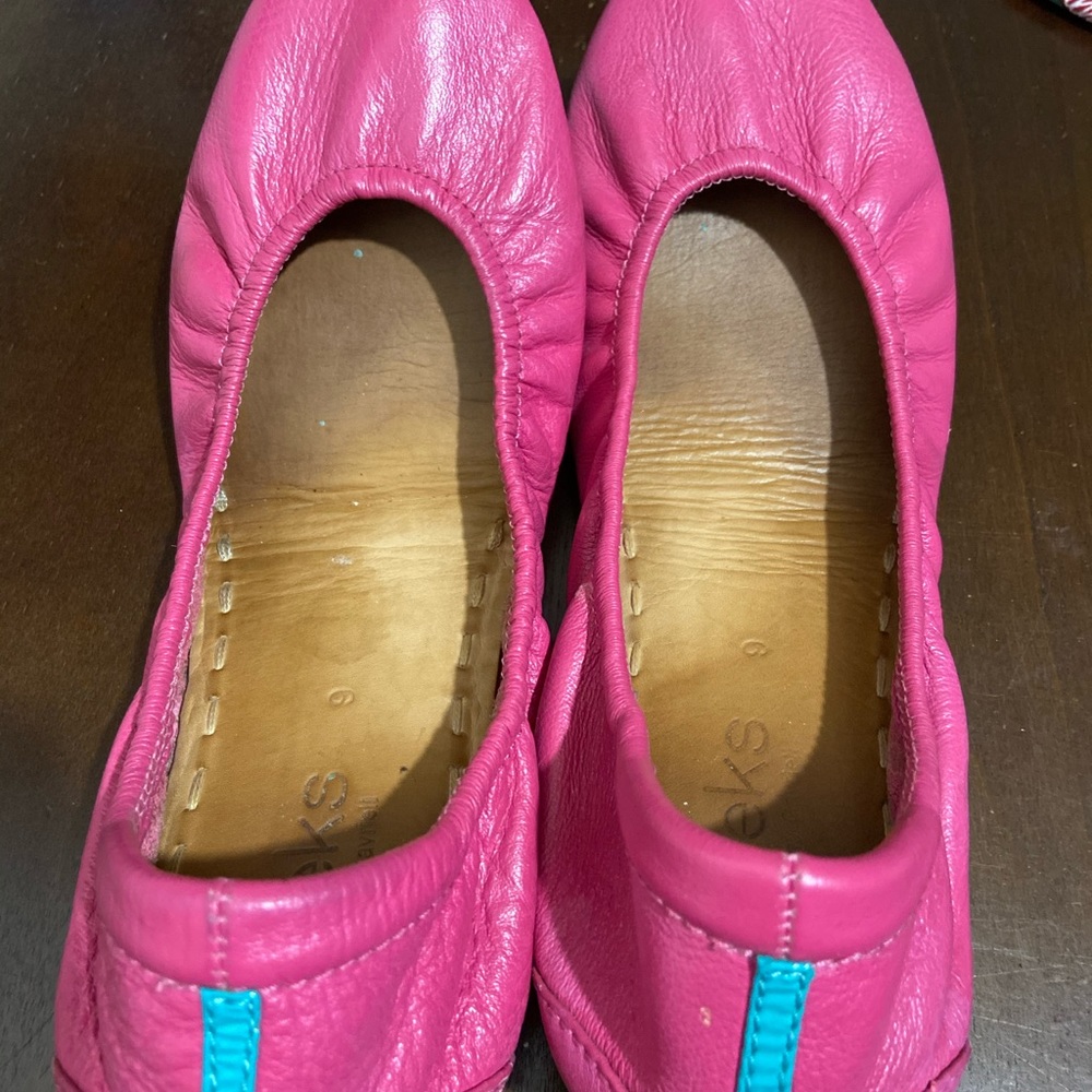 Fuchsia Tieks Sz 9